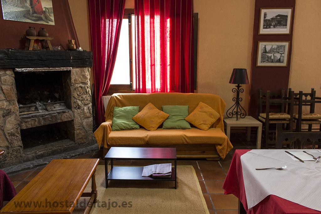 Hostal Del Tajo Peralejos de las Truchas Buitenkant foto