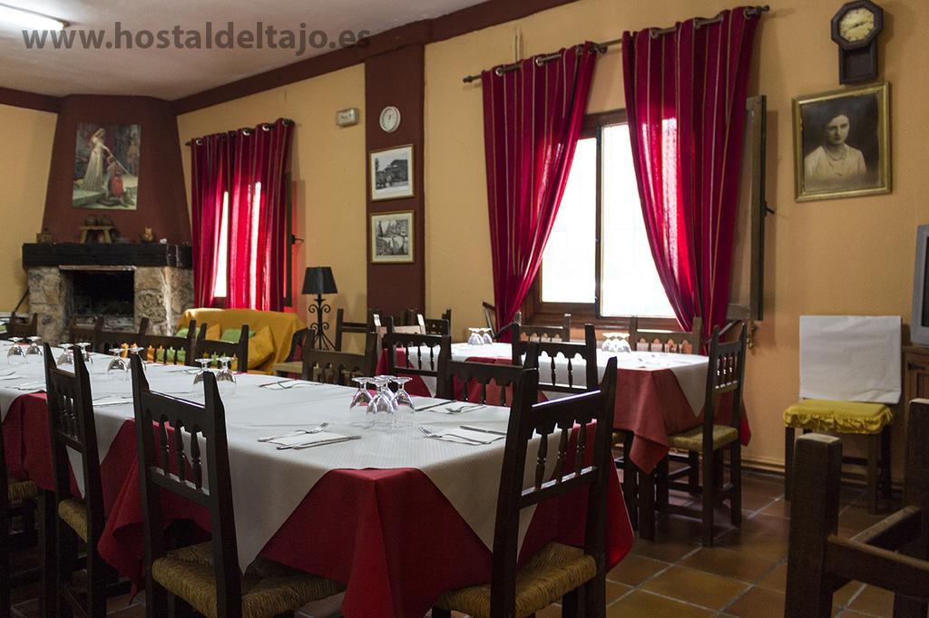 Hostal Del Tajo Peralejos de las Truchas Buitenkant foto
